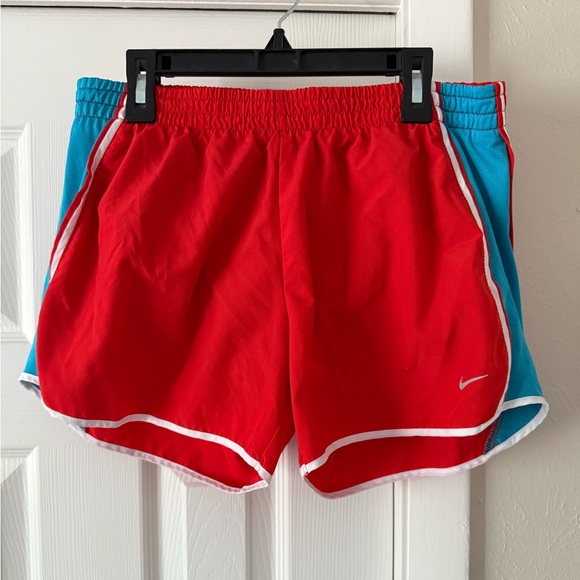Nike Pants - Nike Dri-Fit Shorts size Medium